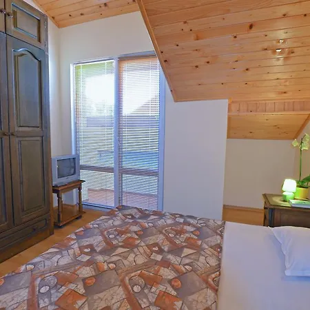 Rossitsa Holiday Apartment Kranewo